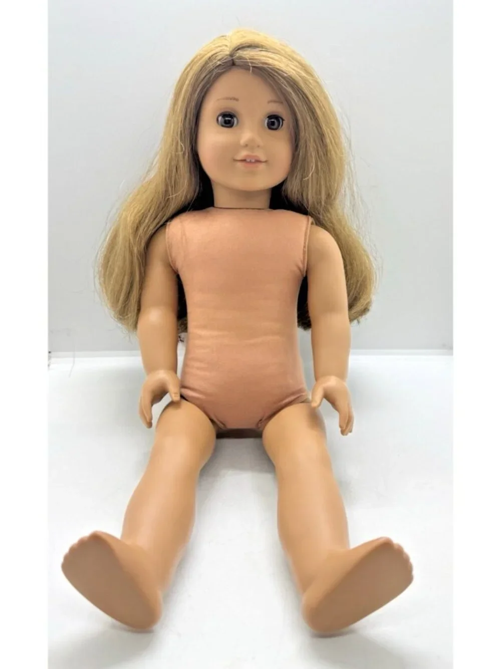 Pleasant Company American Girl Doll Brunette Light Brown Hair Brown Eyes 2008